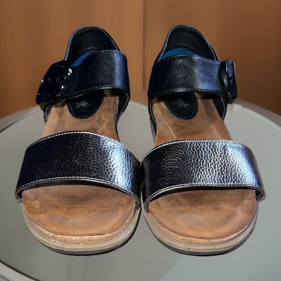 Eurosoft Sandals Women's 9 Lasara Flat Ankle Strap Black Bronze - Picture 5 of 10